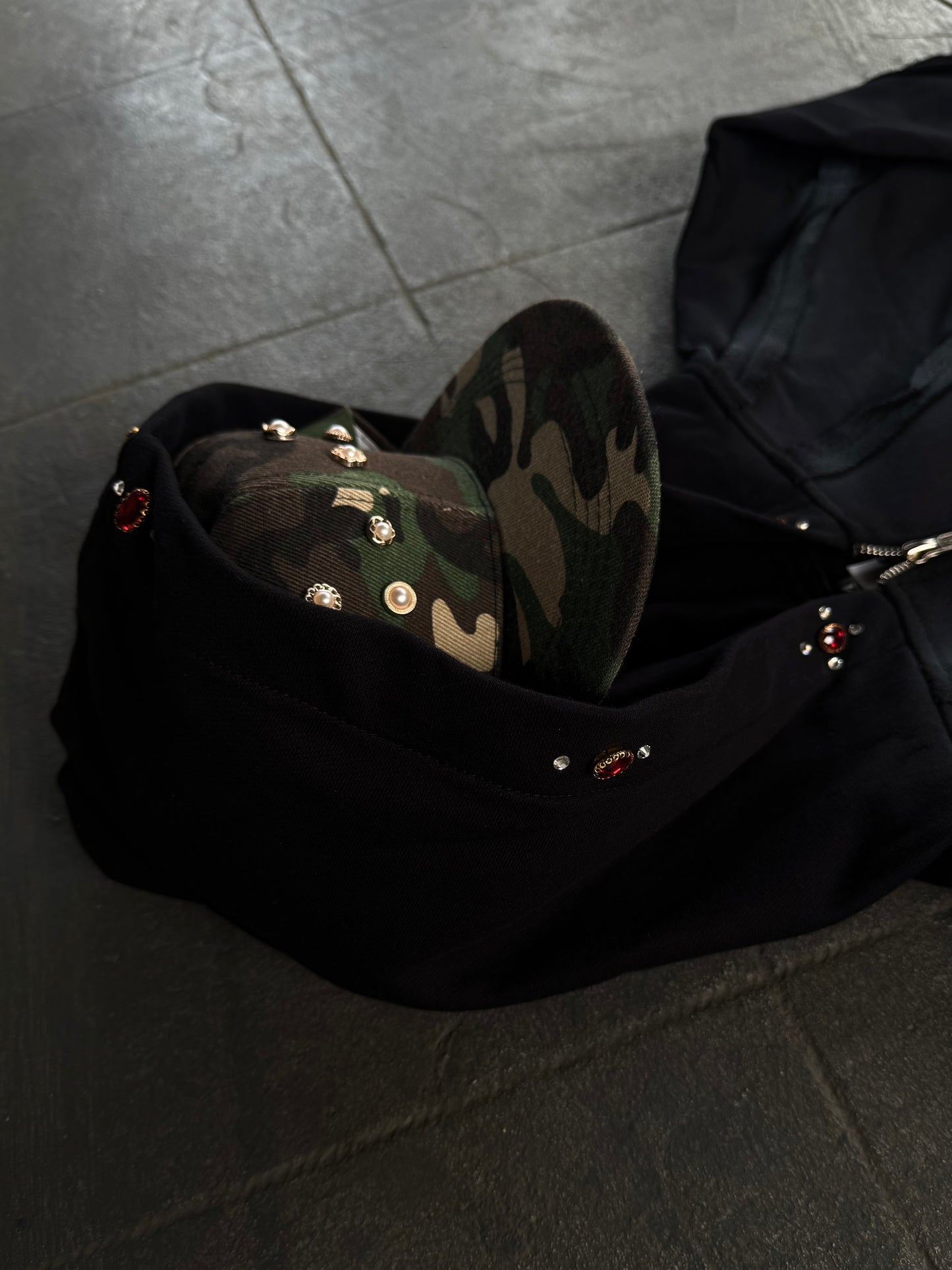 CAMO EMBELL CAP
