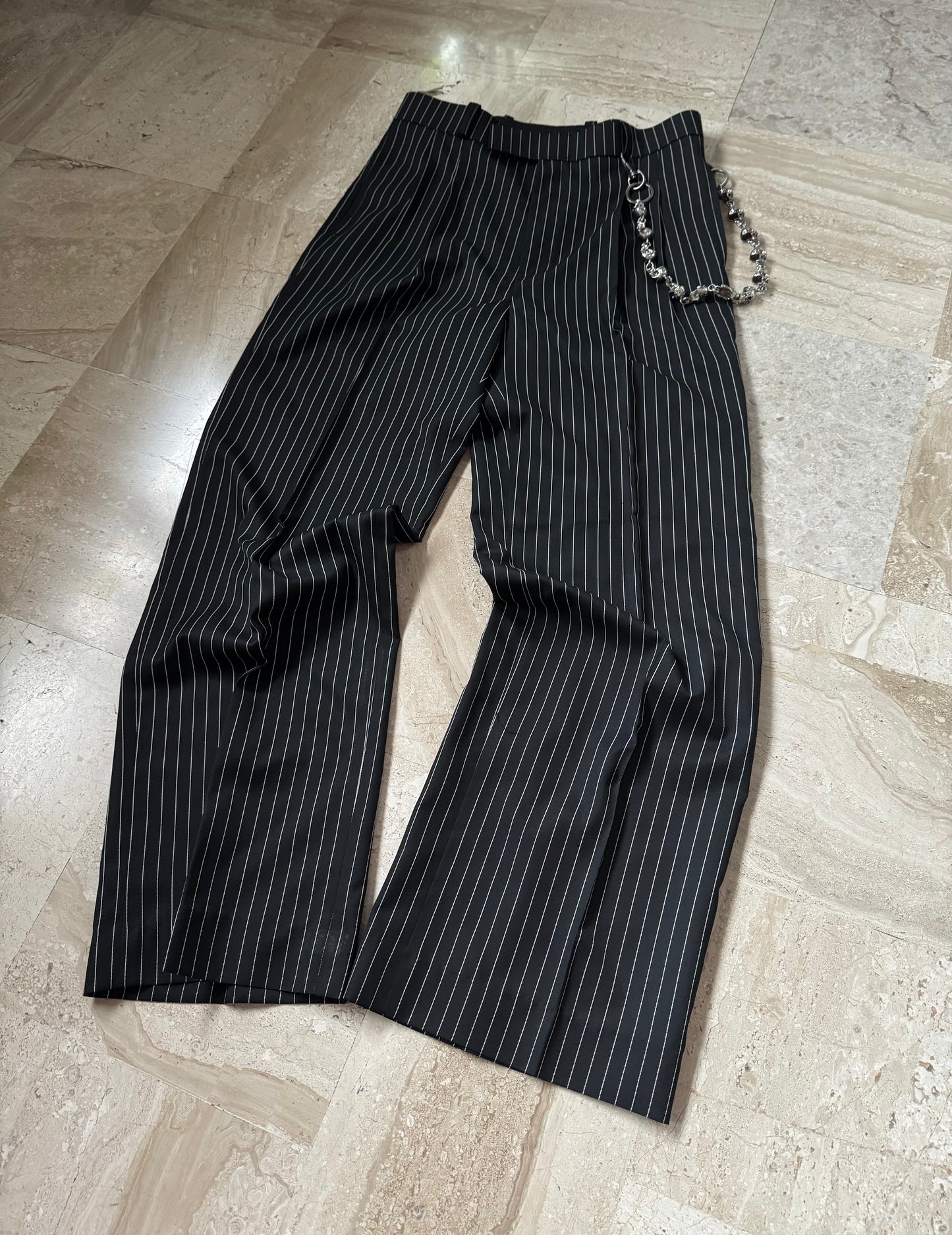 KNIGHT STRIPED PLEATED PANTS (PREMIUM DROP)*