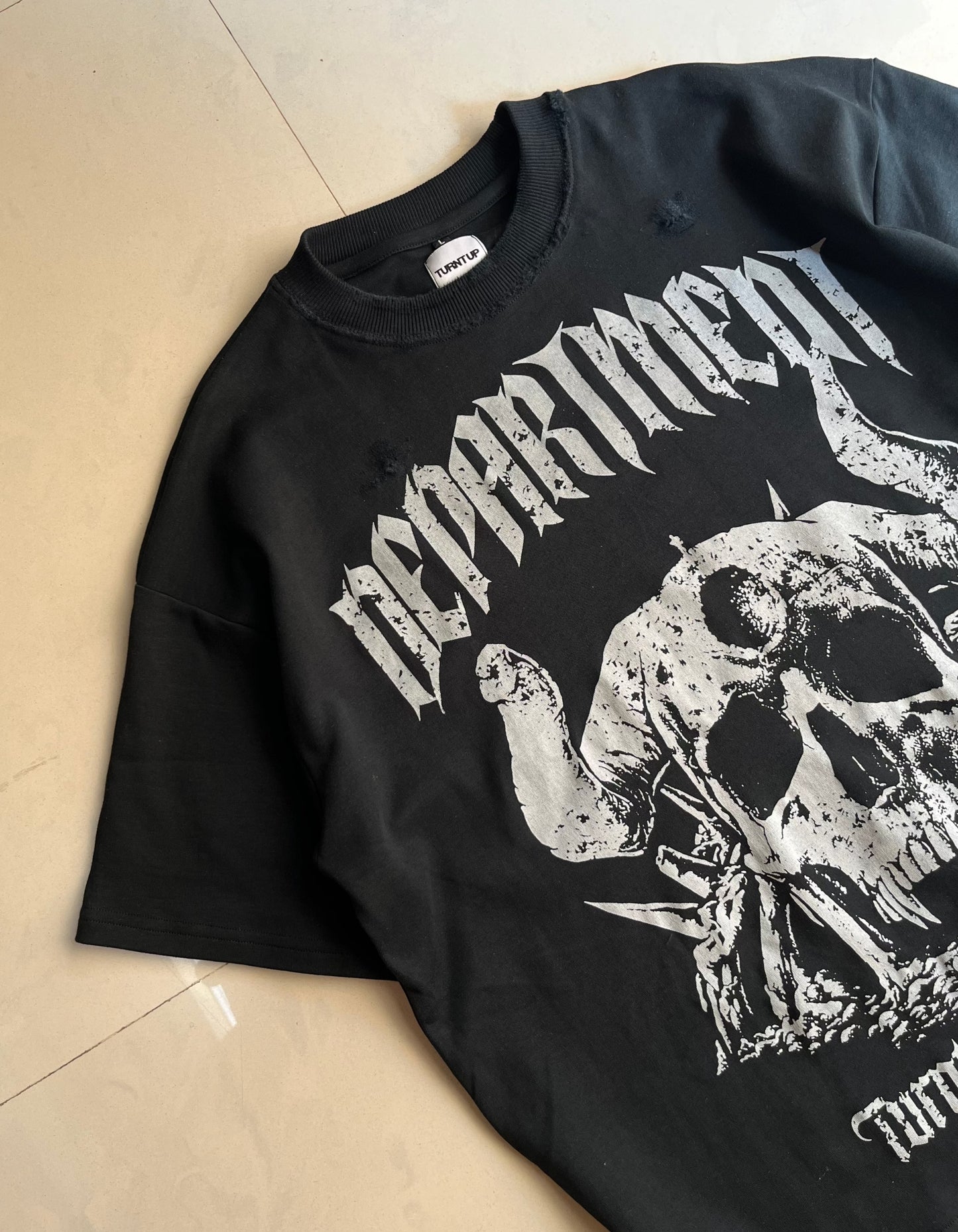 SKULL DEPARTMENT DISTRESSED T-SHIRT