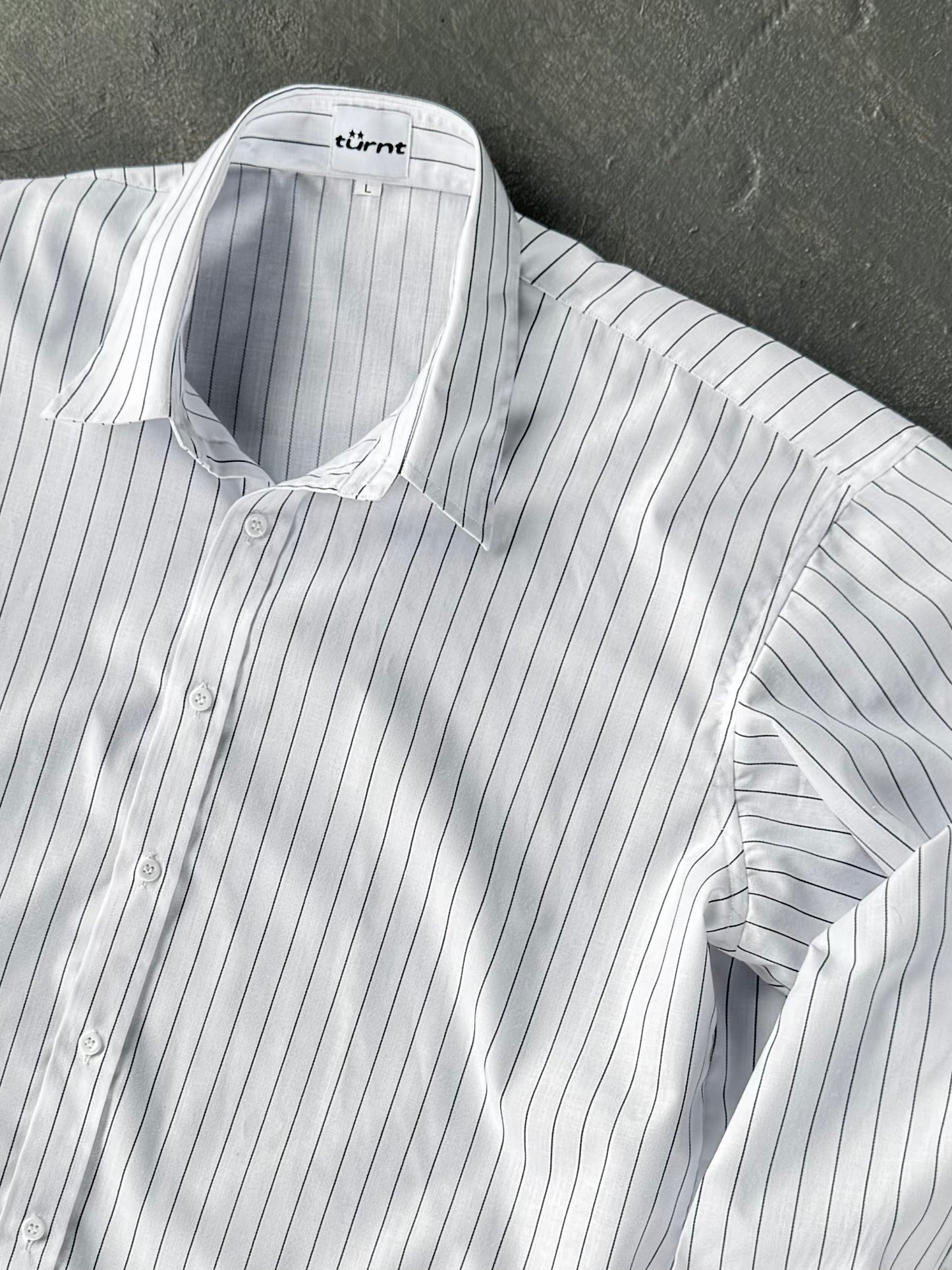 TURNT 10 WHITE STRIPED SHIRT