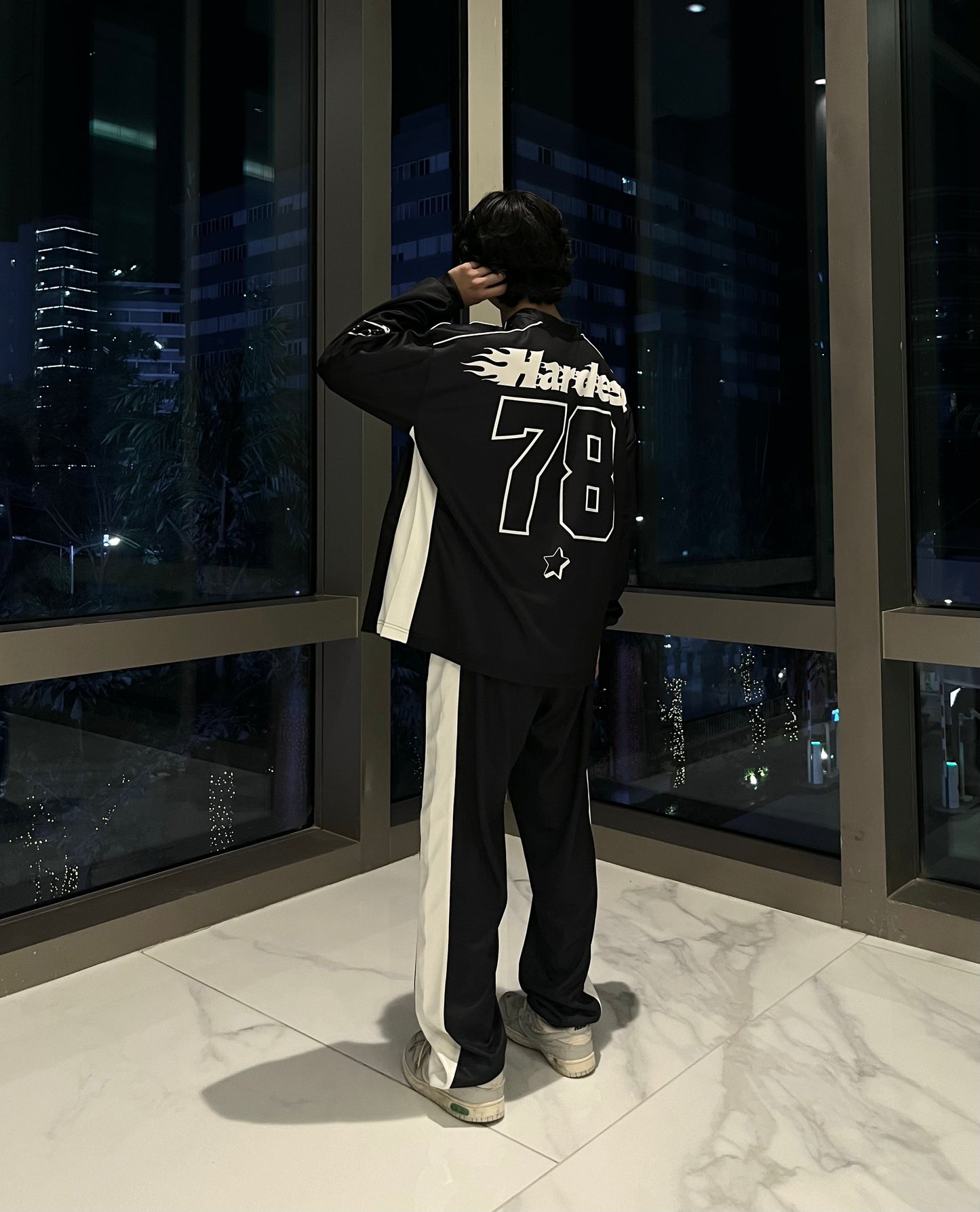 CARBON BLACK TURNT JERSEY