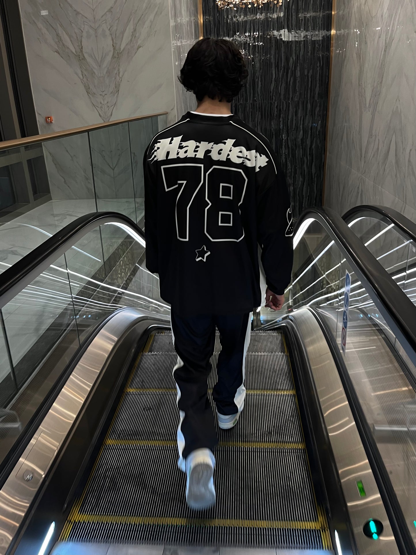 CARBON BLACK TURNT JERSEY