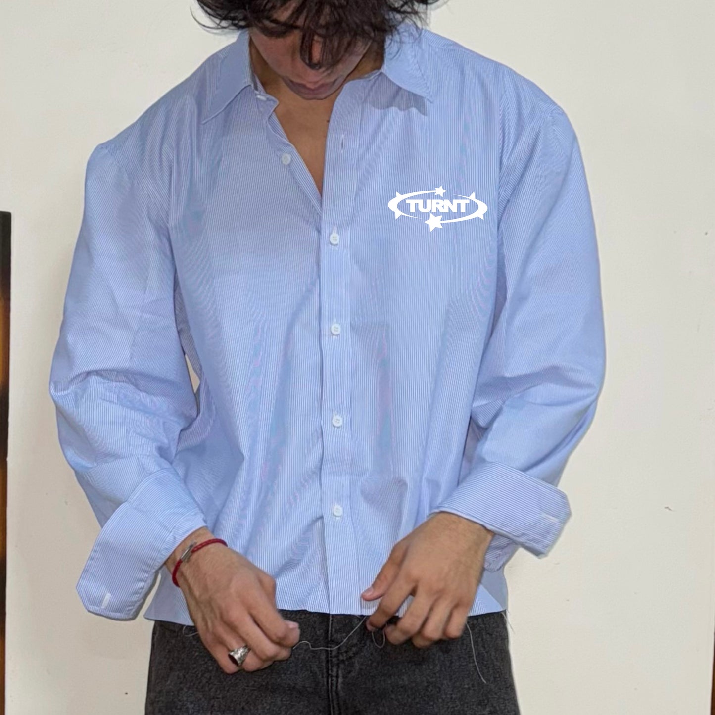 LOGO BLUE CROPPED SHIRT
