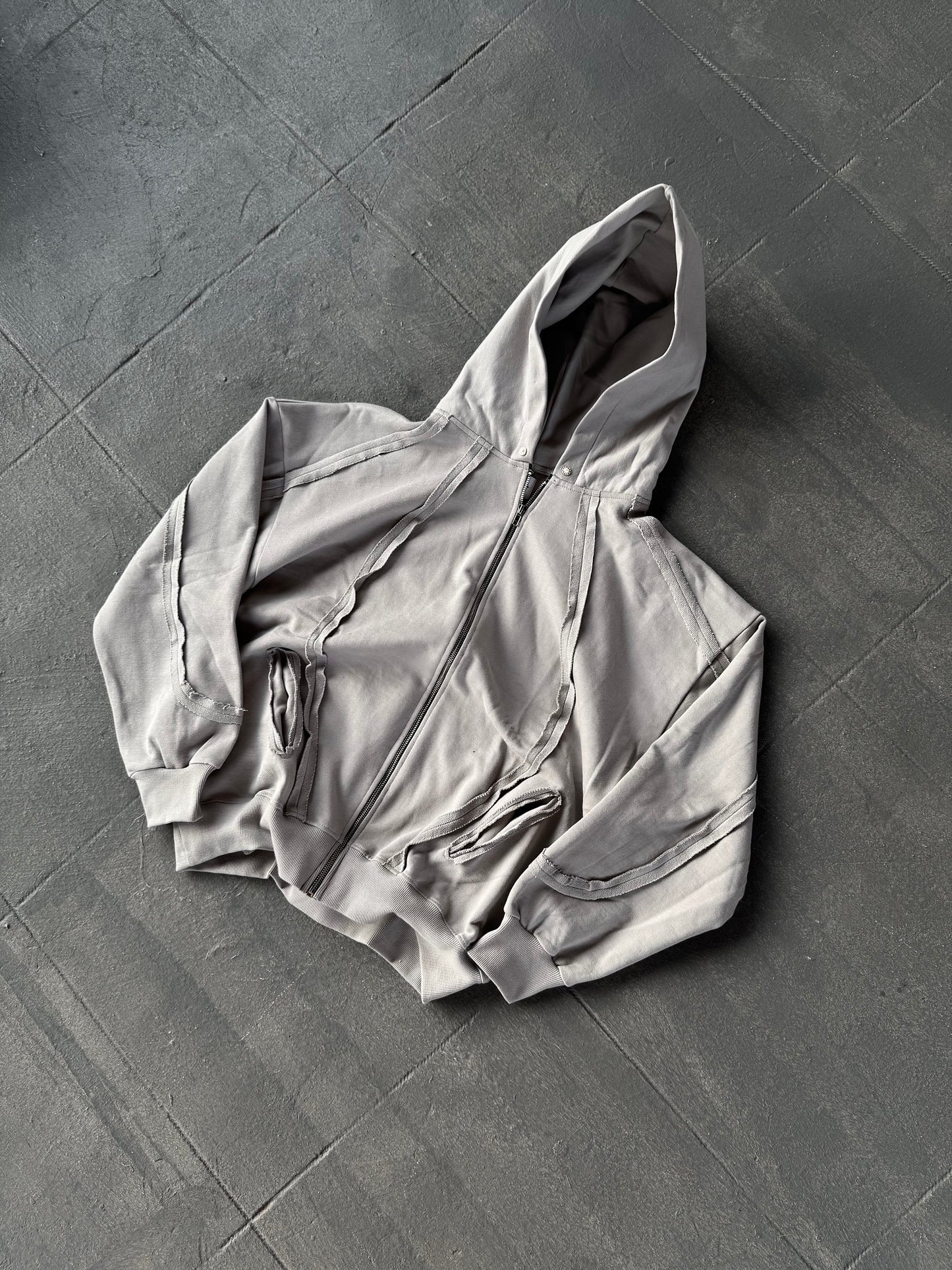 GREY FREQUENCY HOODIE