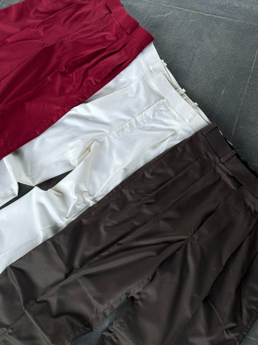 MYSTERY PLEATED PANTS