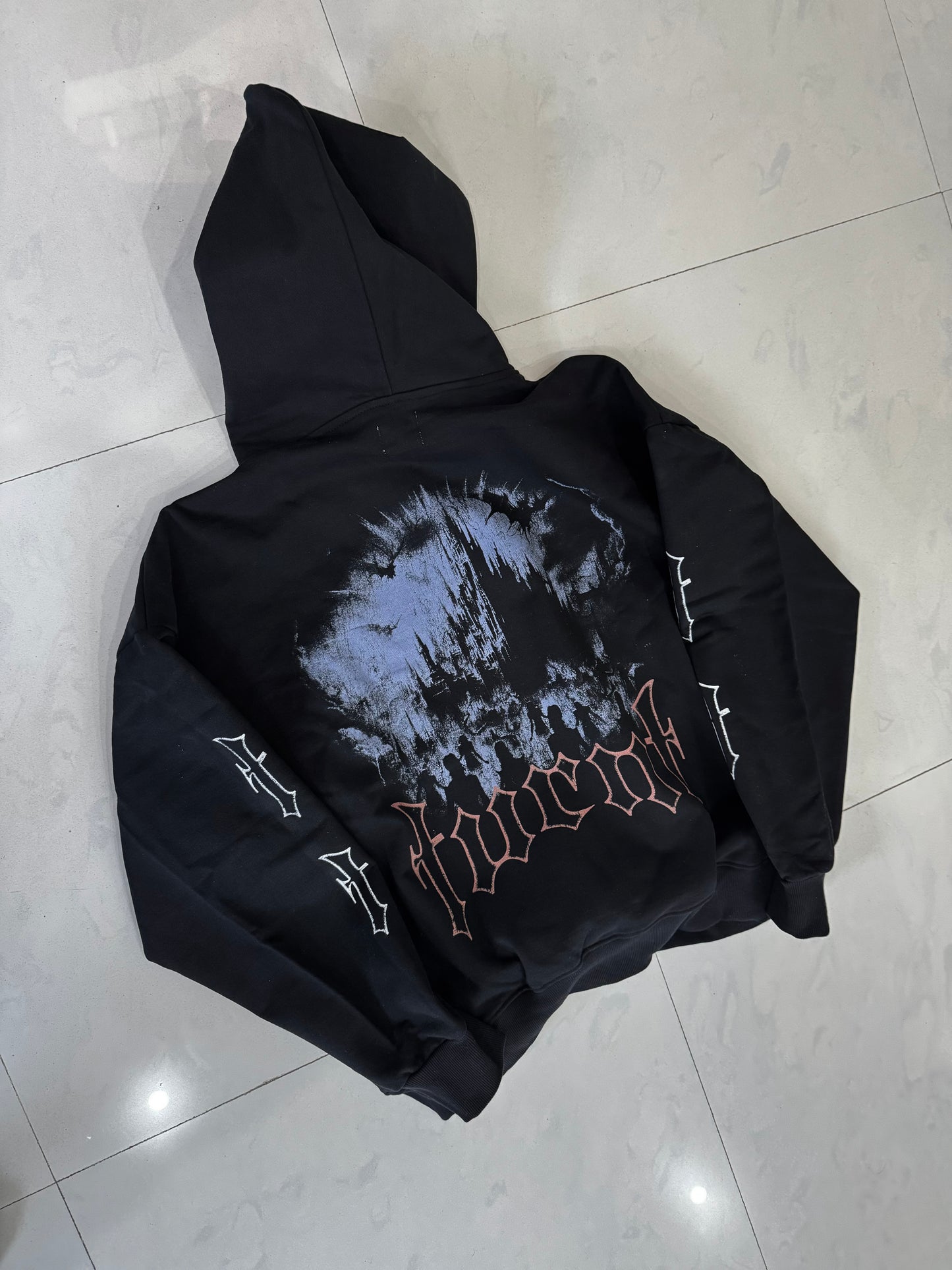 CASTLE DISTRESSED ZIP HOODIE