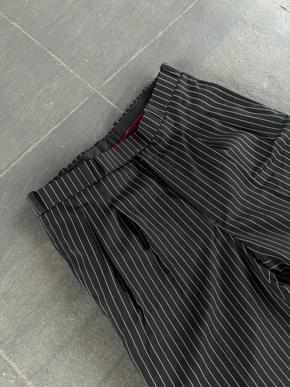 PLEATED PINSTRIPE JORTS