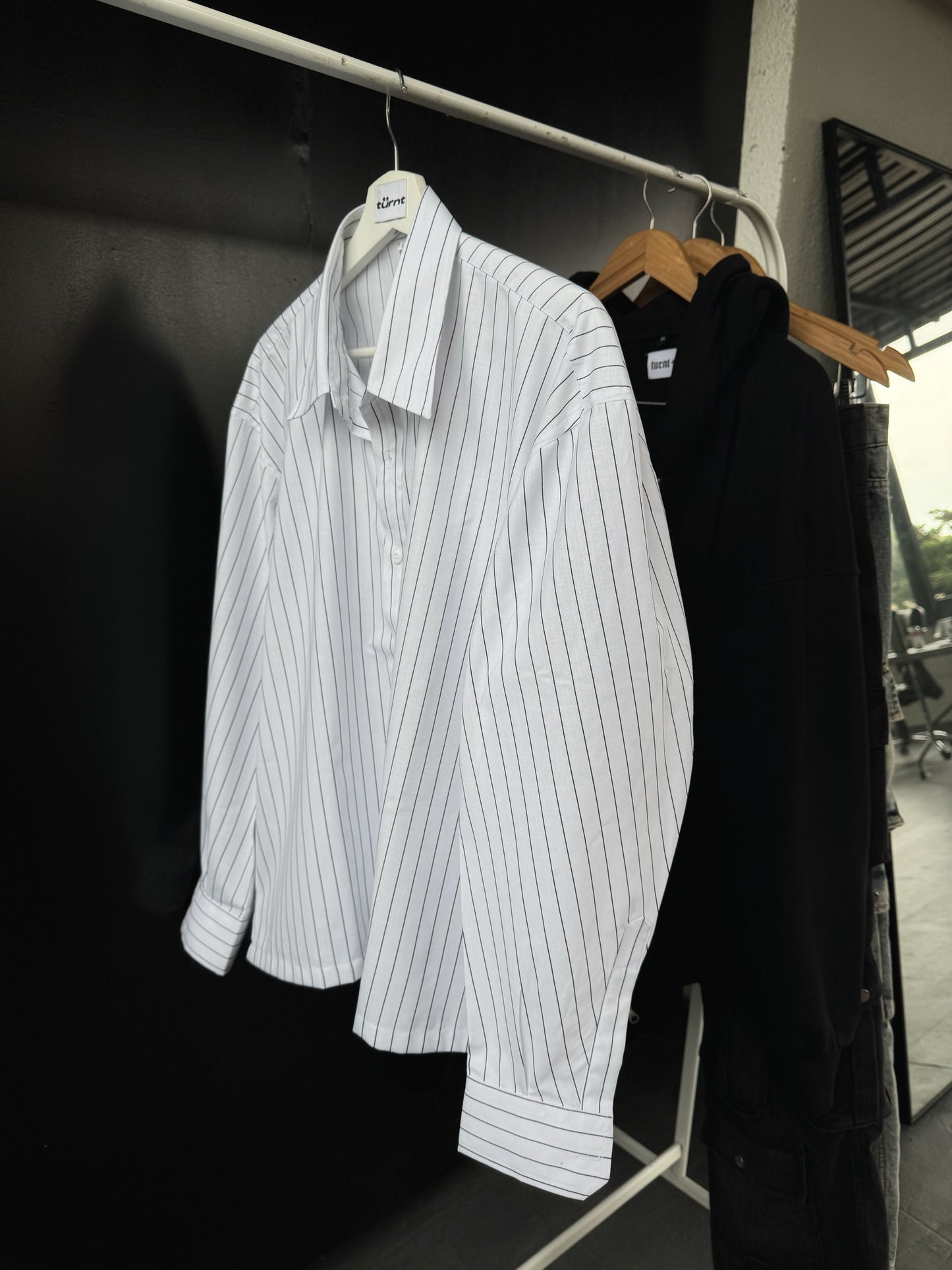 WHITE STRIPED SHIRT