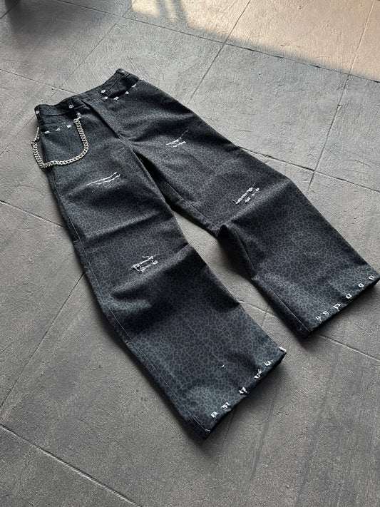 LEOPARD PRINT DISTRESSED CANVAS PANT