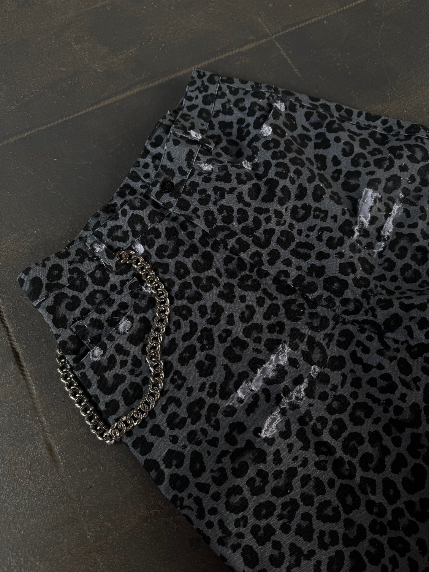 GREYSNOW LEOPARD INSPO CANVAS PANTS